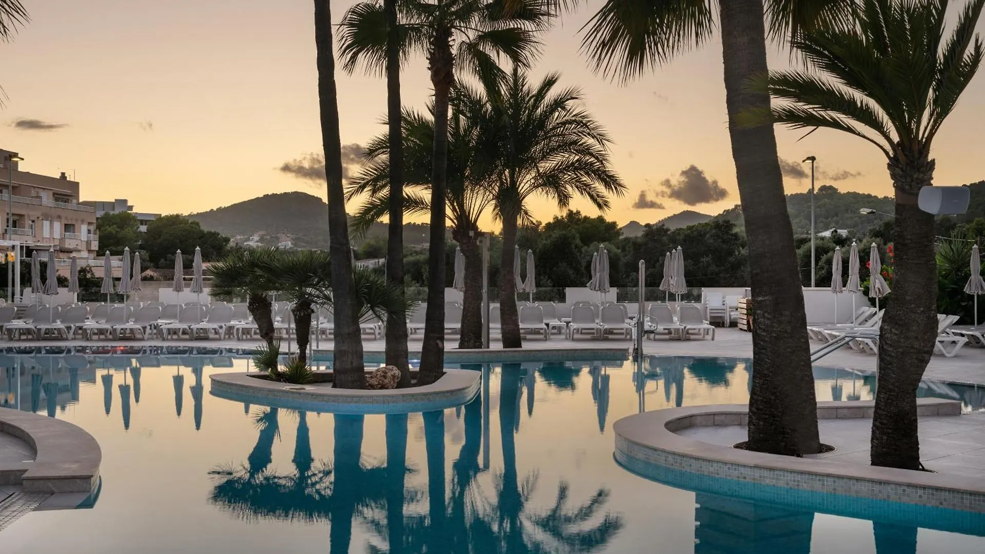 Hotel Cala Bona カラ・ボナ