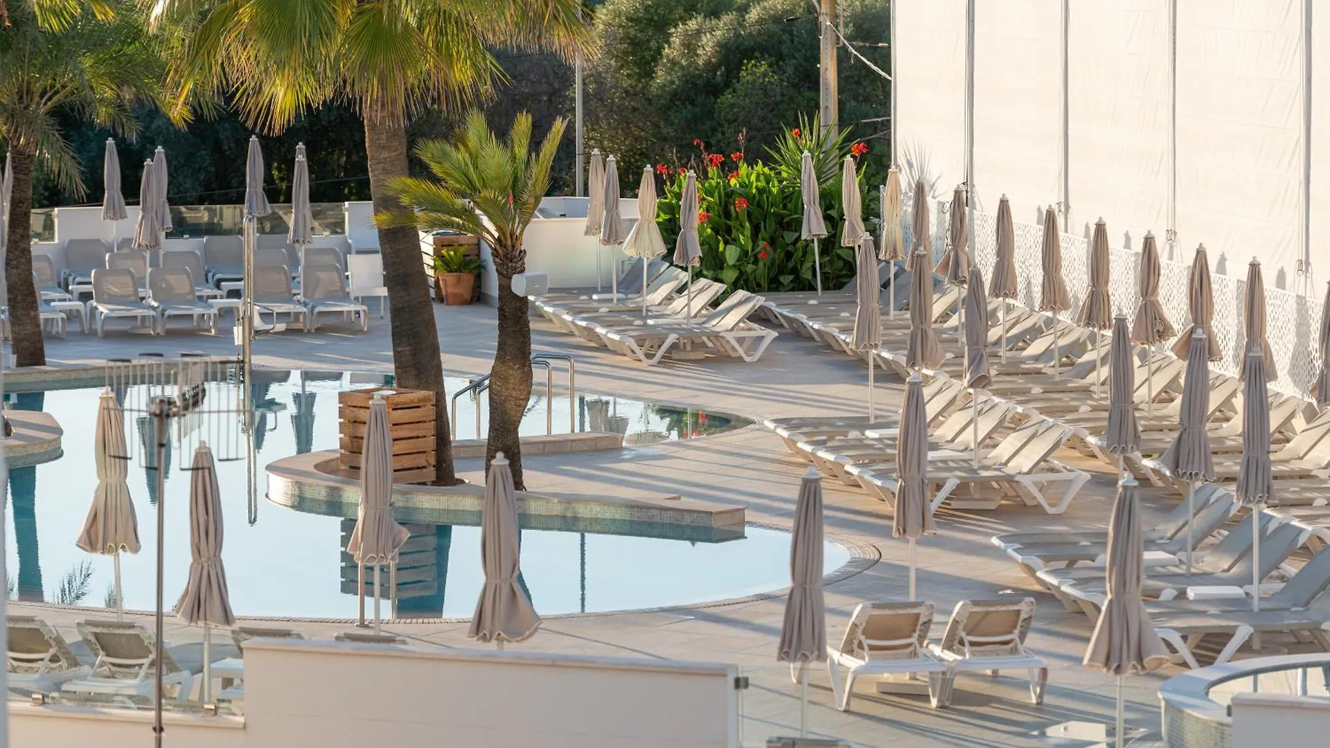 Hotel Cala Bona カラ・ボナ